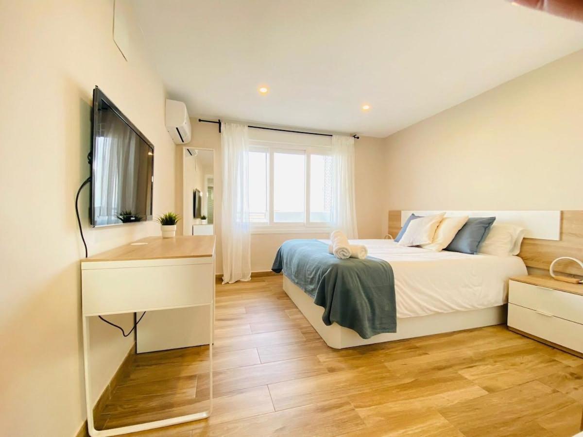 Moderno Apartamento Con Vistas Al Mar -ベナルマデナ エクステリア 写真